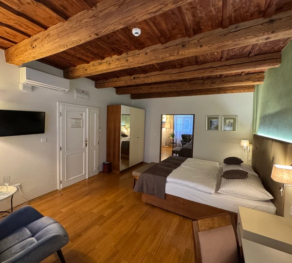 Dvoulůžkový pokoj Deluxe